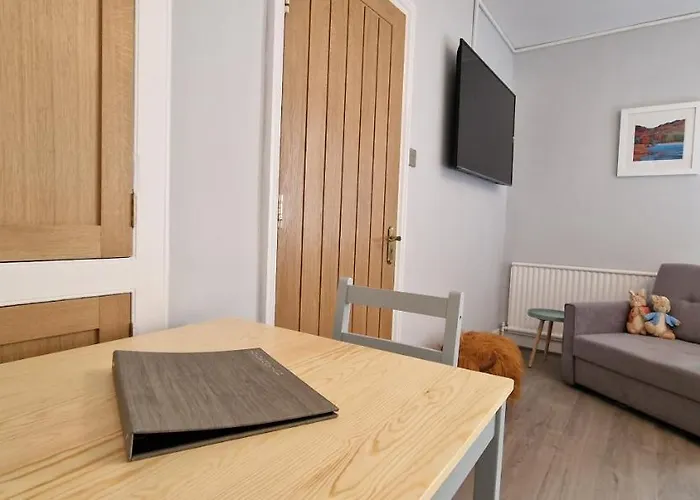 Woodland Family Apartment With Electric Car Point